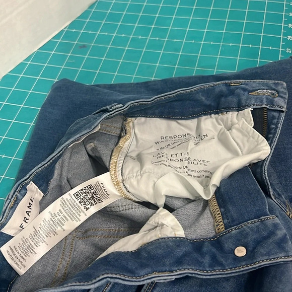 Frame Le Crop Mini Bootcut Jeans size 26 - Picture 12 of 13
